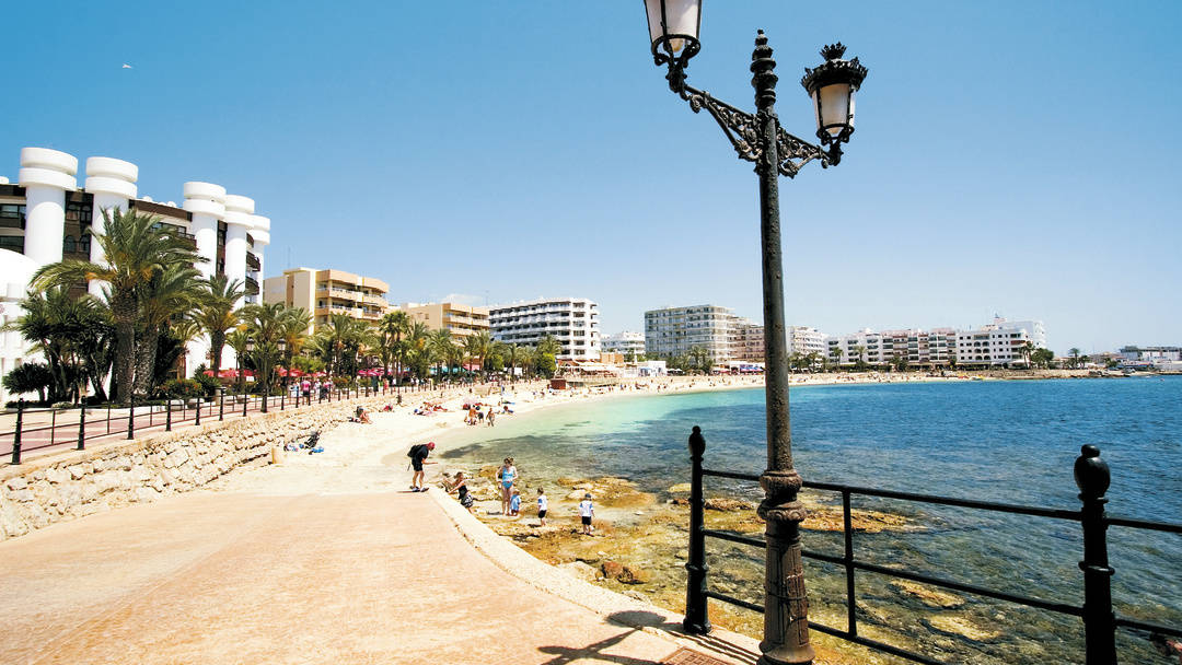 Ibiza vakantie met kinderen; Bezienswaardigheden, Activiteiten & Stranden - Reisliefde